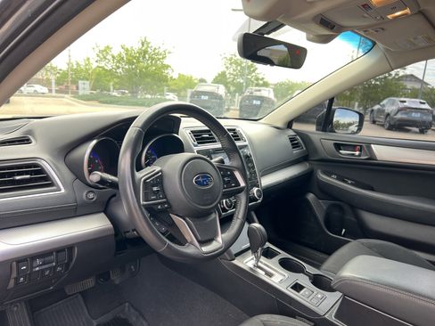 Used 2019 Subaru Legacy 2.5i Premium AWD/4WD image 18