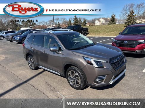 Used 2023 Subaru Forester Touring image 1