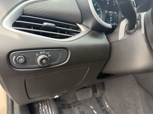 Used 2024 Chevrolet Malibu LT image 22