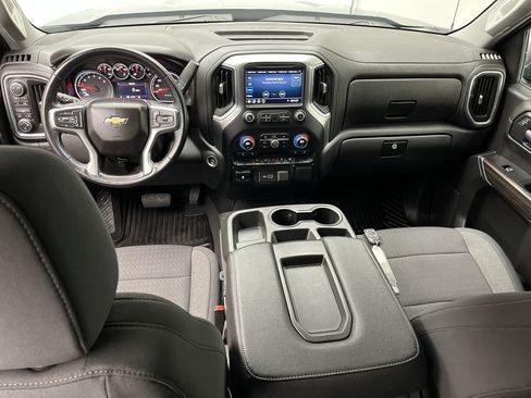 Used 2021 Chevrolet Silverado 1500 LT w/ Bed Protection Package AWD/4WD image 4