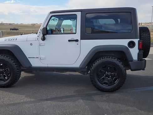 Used 2017 Jeep Wrangler Sport AWD/4WD image 2