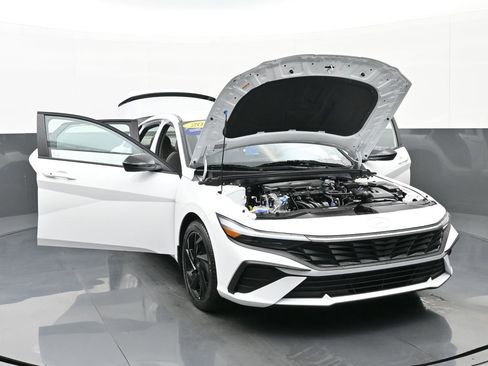Certified 2026 Hyundai Elantra Sport image 52
