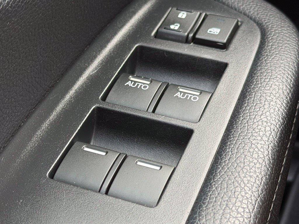 Used 2017 Honda Pilot Elite image 19