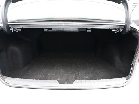 Used 2018 Kia Optima LX image 11