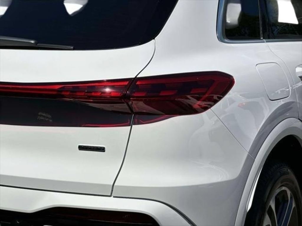 New 2026 Audi Q5 Premium AWD/4WD image 11