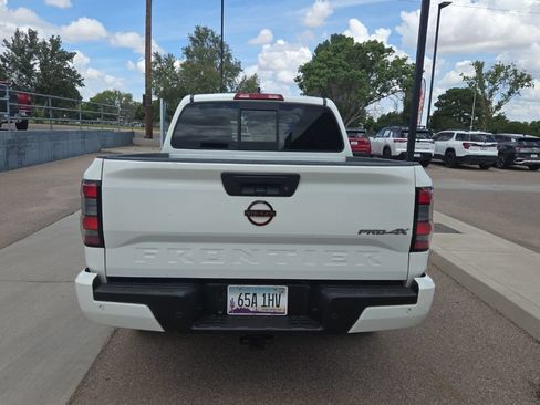 Used 2022 Nissan Frontier PRO-4X w/ Pro-4X Premium Package AWD/4WD image 6