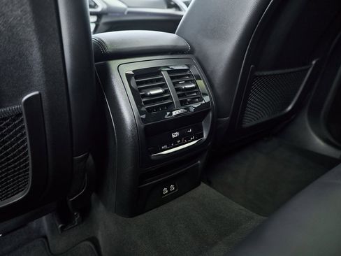 Used 2021 BMW X3 M40i w/ Executive Package image 29