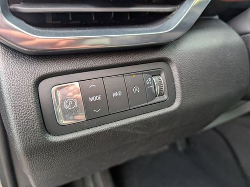 Used 2024 GMC Acadia AT4 w/ Super Cruise Package image 17