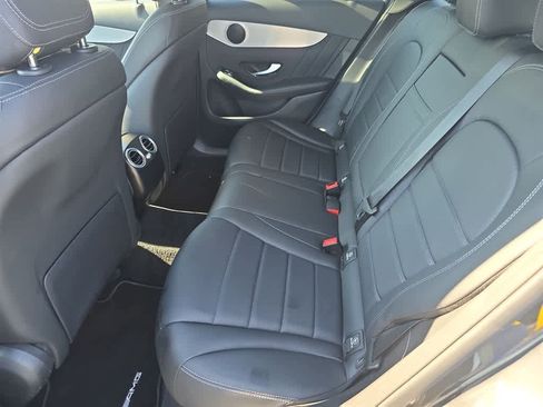 Used 2022 Mercedes-Benz GLC 300 4MATIC image 17