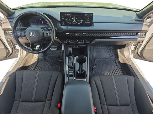 Used 2024 Honda Accord Sport image 9