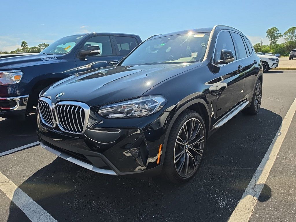 Used 2022 BMW X3 sDrive30i w/ Premium Package 2 RWD image 4