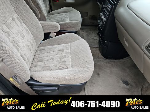 Used 2004 Pontiac Montana Extended w/ Climate Package image 14