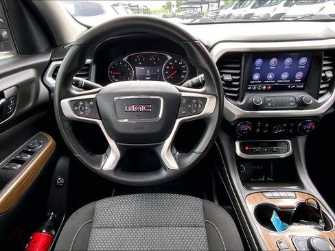 Used 2021 GMC Acadia SLE w/ Driver Convenience Package FWD image 6