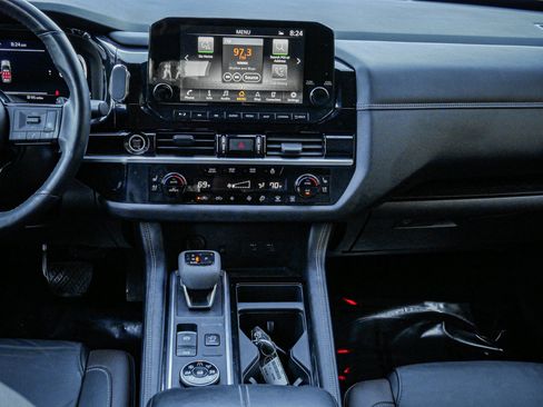 Used 2024 Nissan Pathfinder Platinum w/ Cargo Package image 30