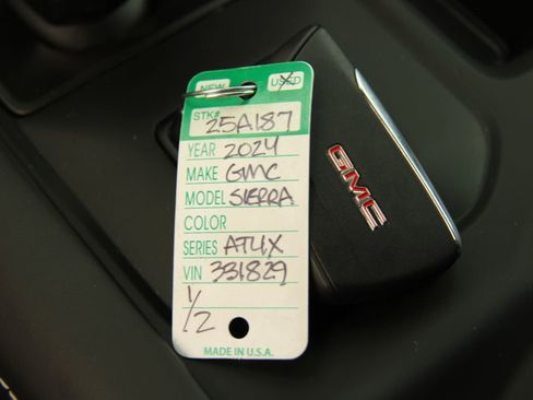 Certified 2024 GMC Sierra 1500 AT4X image 41