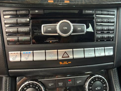 Used 2013 Mercedes-Benz CLS 550 4MATIC image 21