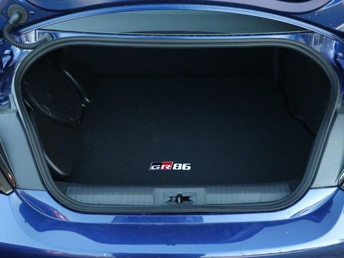 New 2025 Toyota GR86 Premium image 7