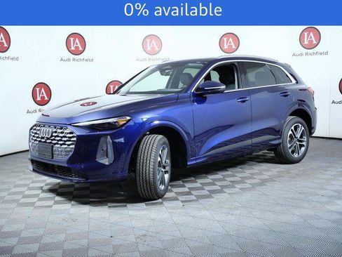 New 2025 Audi Q5 Premium image 4