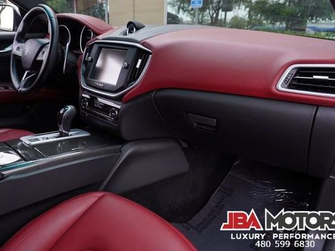 Used 2015 Maserati Ghibli image 93