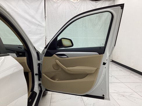 Used 2015 BMW X1 xDrive28i image 19