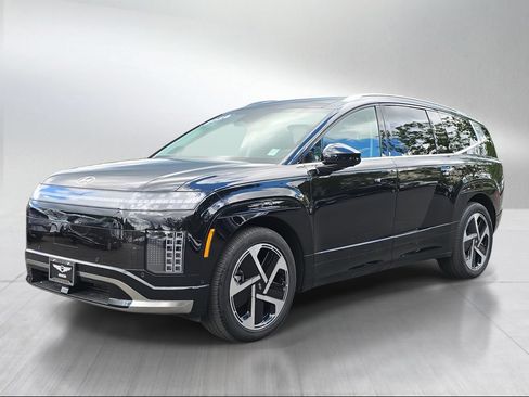 Used 2026 Hyundai Ioniq 9 Calligraphy AWD/4WD image 7