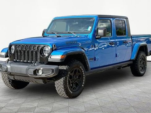 Used 2022 Jeep Gladiator Sport AWD/4WD image 3