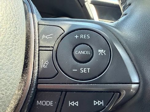 Used 2023 Toyota Camry SE FWD image 21