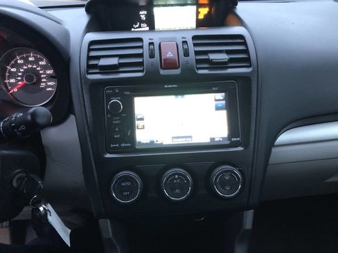 Used 2015 Subaru Forester 2.5i Limited image 14