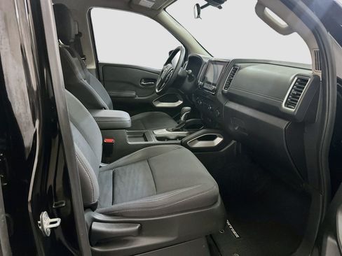 Used 2023 Nissan Frontier SV AWD/4WD image 31