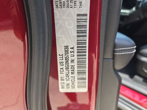 Used 2022 Jeep Grand Cherokee L Limited w/ Luxury Tech Group II RWD image 36