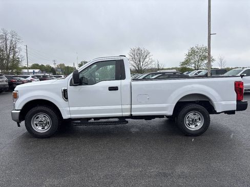 Used 2021 Ford F250 XL w/ Power Equipment Group RWD image 3