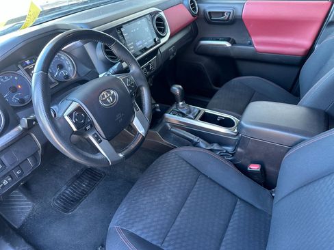 Used 2023 Toyota Tacoma SR image 9