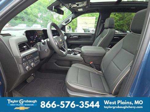 New 2026 Chevrolet Tahoe Premier w/ Sun And Tow Package AWD/4WD image 15