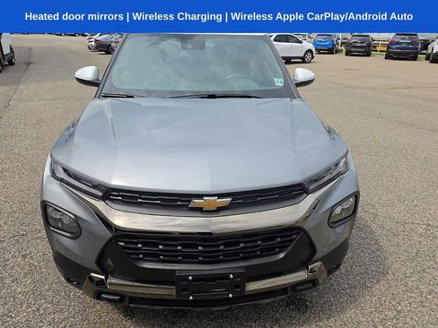 Used 2023 Chevrolet TrailBlazer ACTIV w/ Sun and Liftgate Package FWD image 8