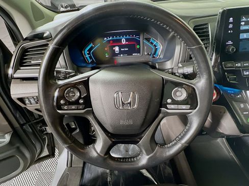 Used 2022 Honda Odyssey Elite image 11