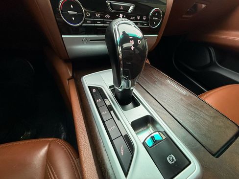 Used 2016 Maserati Quattroporte S Q4 AWD/4WD image 18