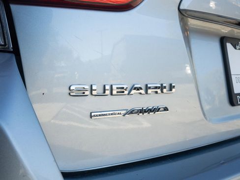 Used 2017 Subaru Impreza 2.0i Limited image 33