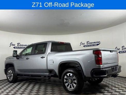 New 2026 Chevrolet Silverado 2500 Custom w/ Custom Value Package AWD/4WD image 9
