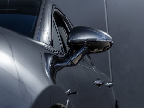 Certified 2026 Porsche Macan AWD/4WD image 19