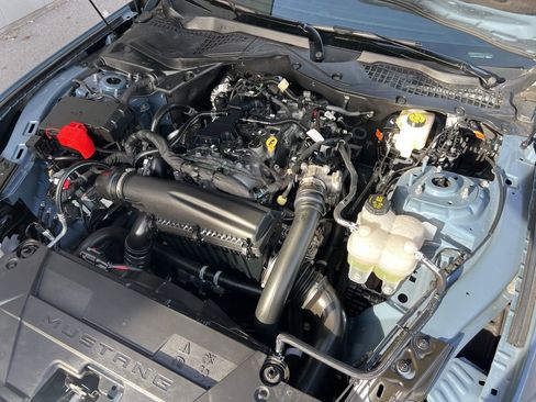 Used 2025 Ford Mustang Coupe image 26