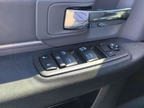 Used 2024 RAM 1500 Classic SLT AWD/4WD image 14