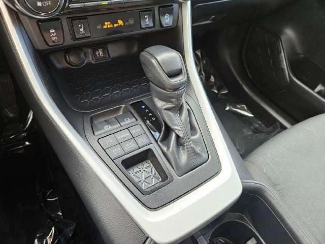Used 2025 Toyota RAV4 XLE w/ Convenience Package AWD/4WD image 35