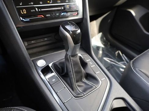 Used 2023 Volkswagen Tiguan SE FWD image 26
