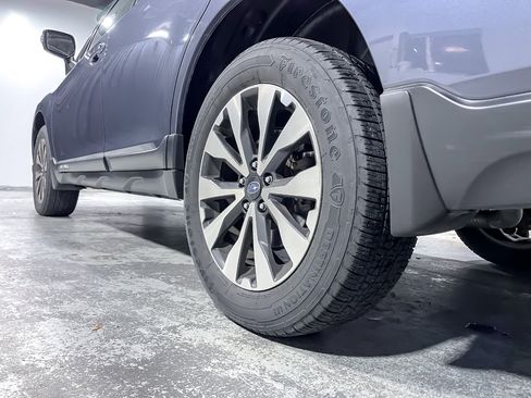 Used 2017 Subaru Outback 2.5i Limited image 10