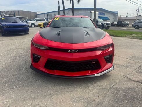 Used 2018 Chevrolet Camaro SS RWD image 2