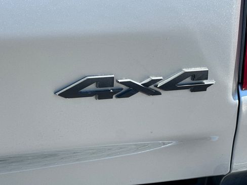 Used 2022 RAM 1500 Laramie AWD/4WD image 26