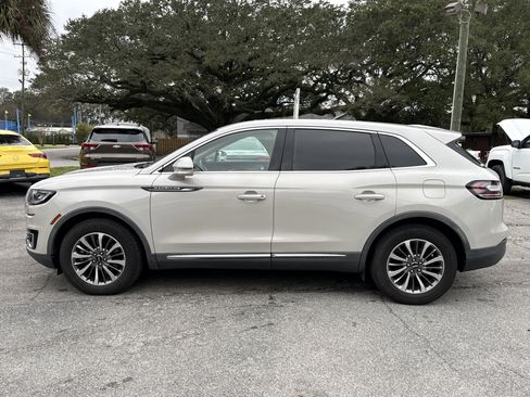 Used 2019 Lincoln Nautilus Select image 2