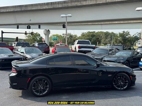 Used 2021 Dodge Charger Scat Pack w/ Plus Group RWD image 8