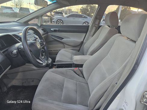 Used 2010 Honda Civic LX image 5