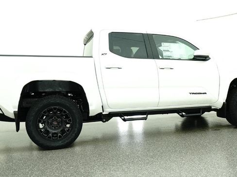 New 2026 Toyota Tacoma SR5 RWD image 38